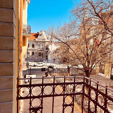 Apartment Friends Central Oradea Luaran gambar