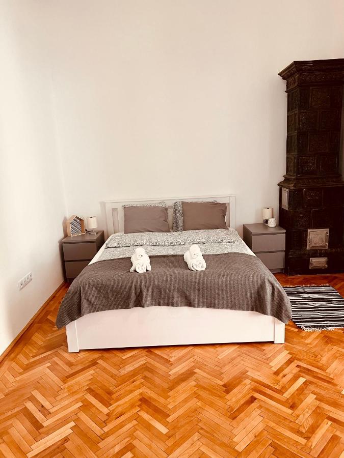 Apartment Friends Central Oradea Luaran gambar