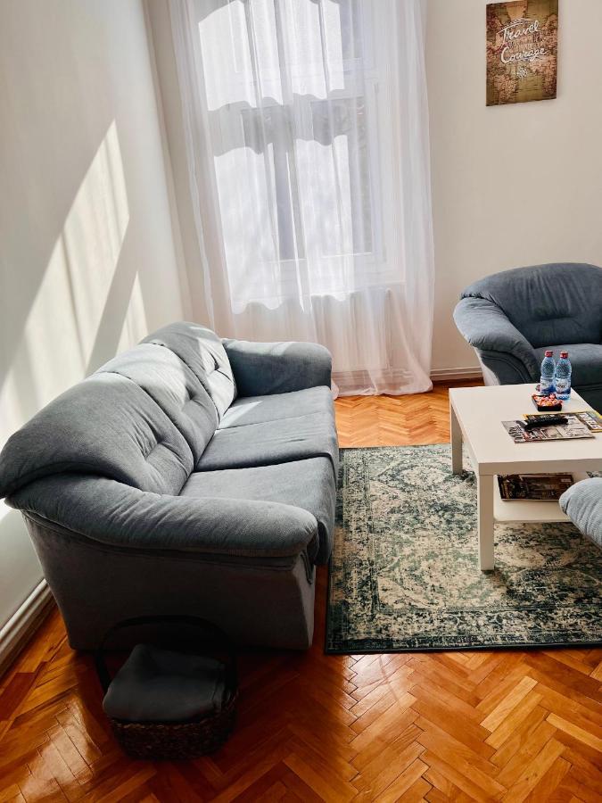 Apartment Friends Central Oradea Luaran gambar